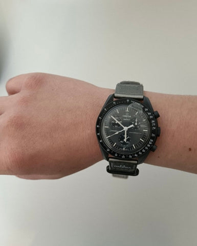 Reloj Swatch x Omega Bioceramic Moonswatch Mission to Mercury SO33A100 Original