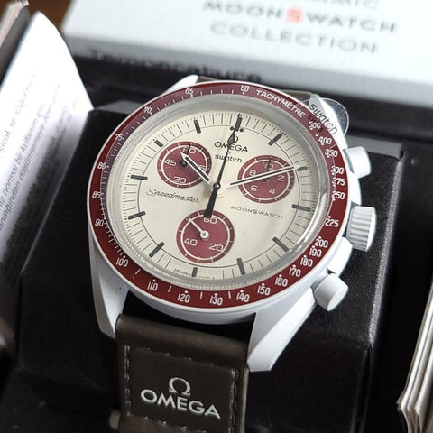 Reloj Swatch x Omega Bioceramic Moonswatch Mission to Pluto SO33M101 Original